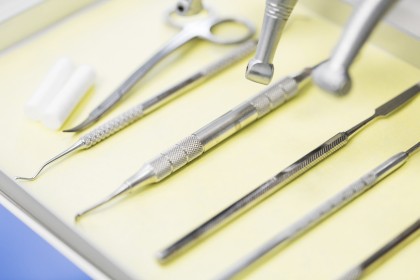 Новые стандарты утверждены для стоматологических материалов